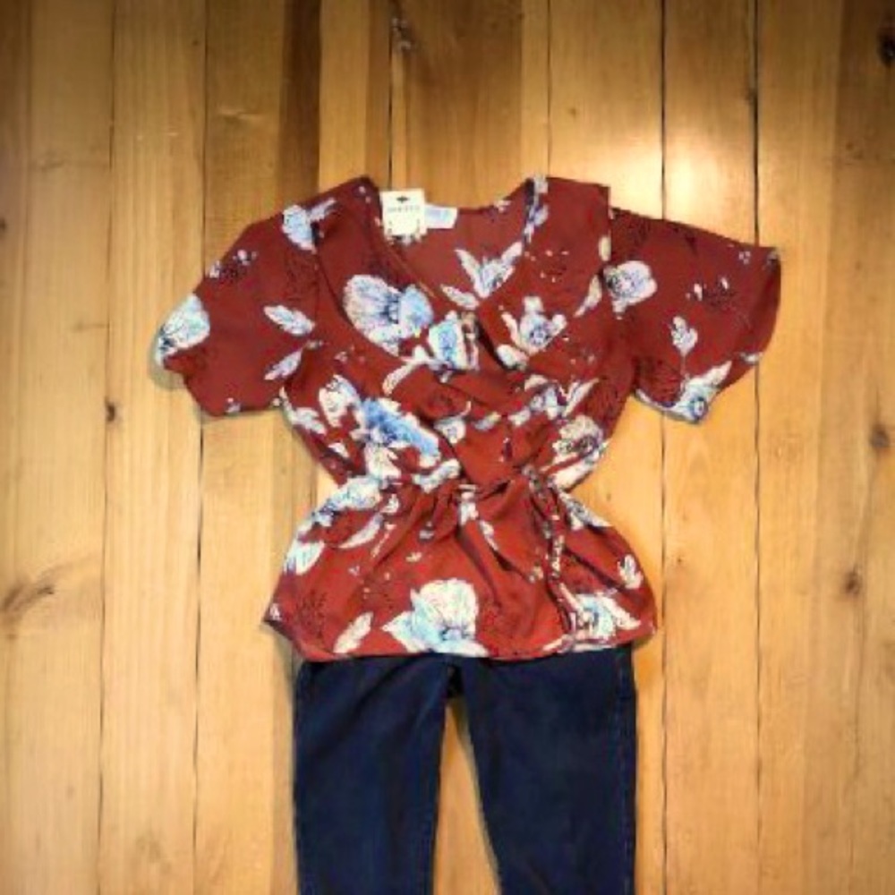 Floral Rust Colored Blouse, Front Ruffle, Tie - Picture 3 of 7